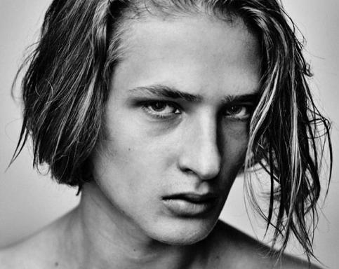 Красивый и модный танцовщик Кирилл Соколовский бросает вызов Сергею Полунину